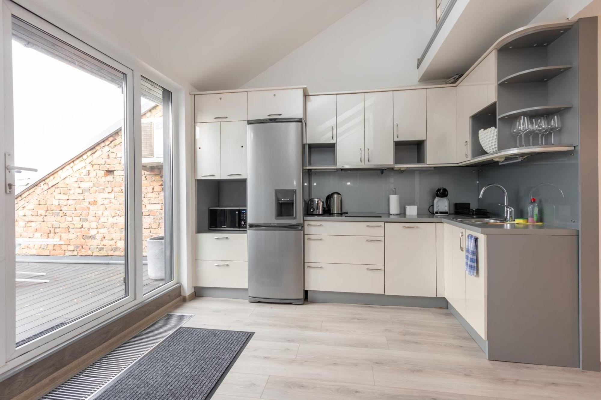 Penthouse Apartment With Terrace Riga Exterior photo