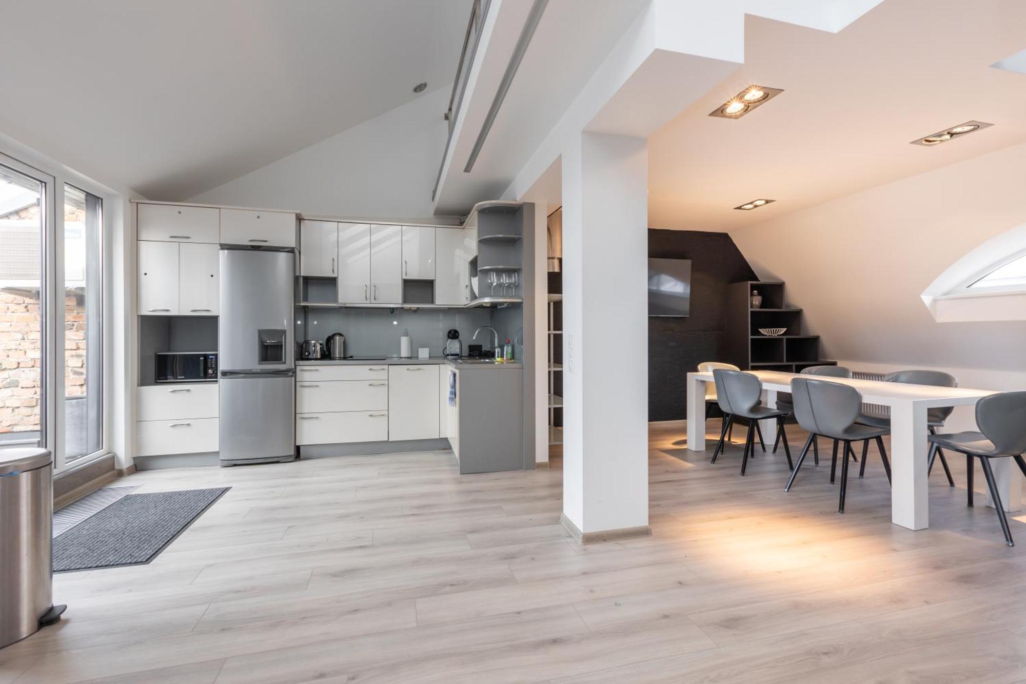 Penthouse Apartment With Terrace Riga Exterior photo